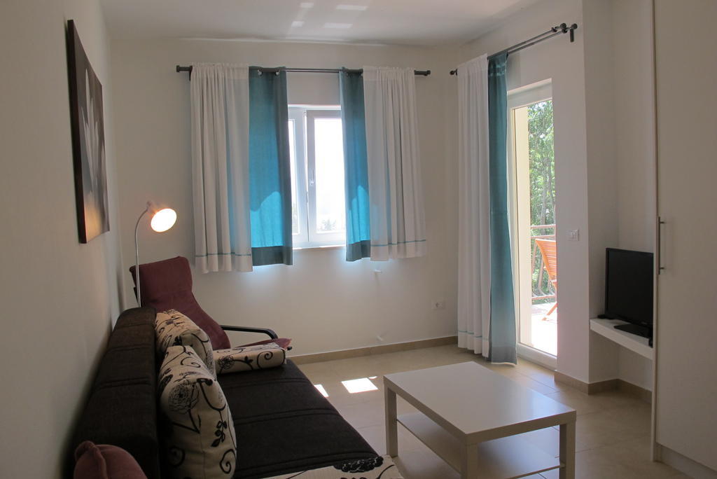 Apartments Sandra Brseč Cameră foto